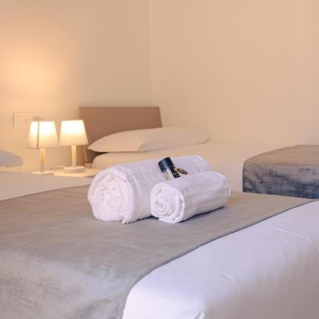 Verona Centre Suite - Royal Welcome מראה חיצוני תמונה