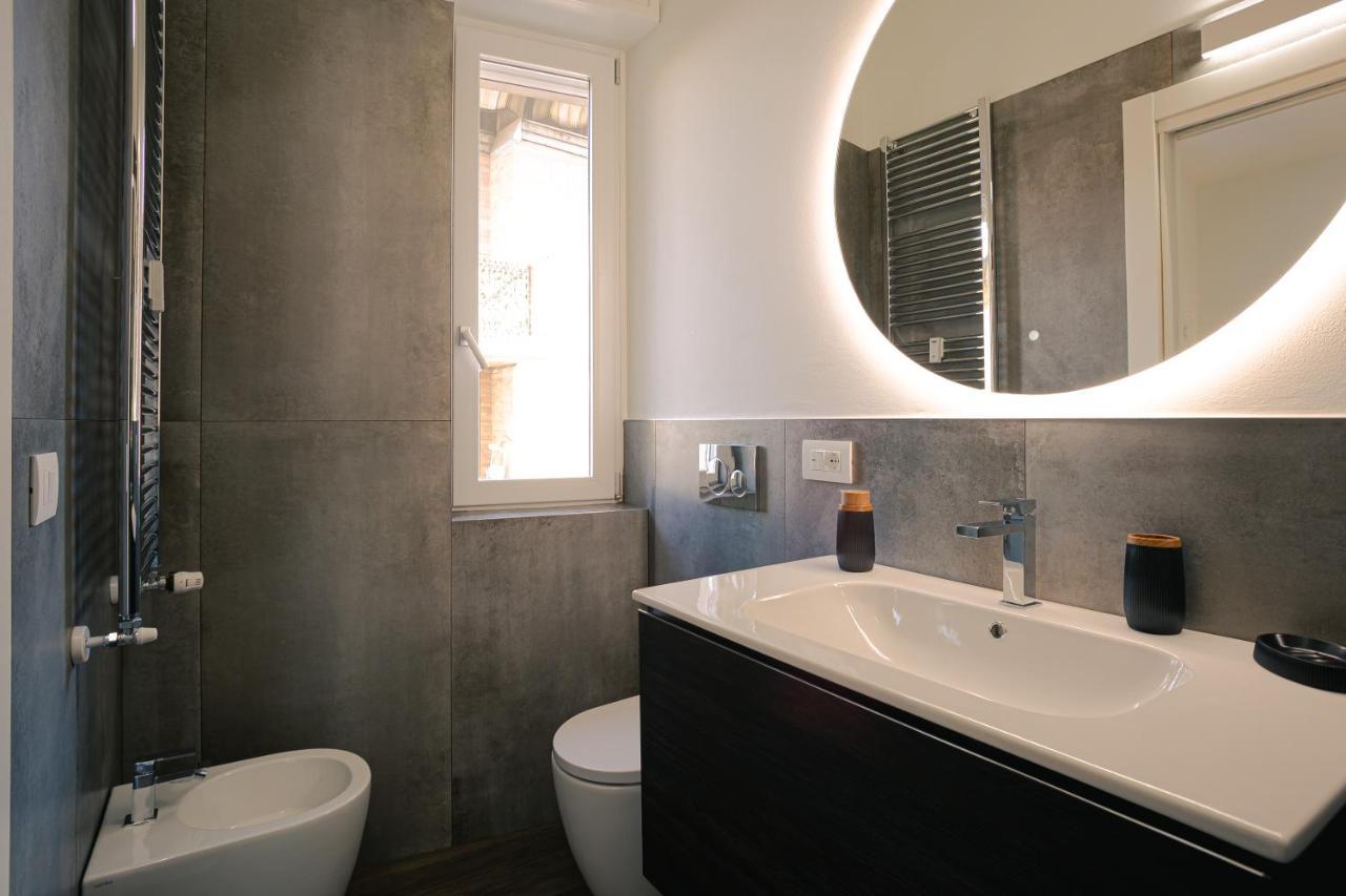 Verona Centre Suite - Royal Welcome מראה חיצוני תמונה