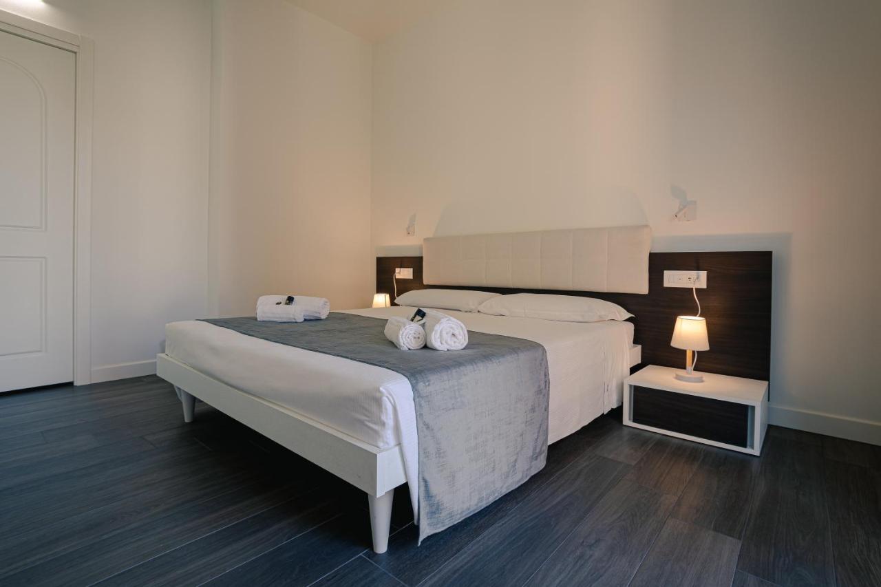 Verona Centre Suite - Royal Welcome מראה חיצוני תמונה
