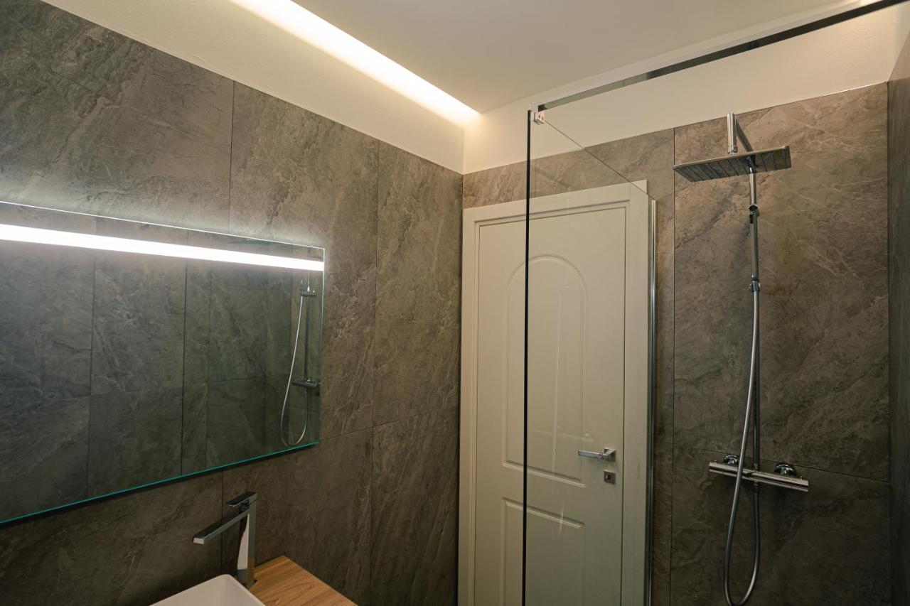 Verona Centre Suite - Royal Welcome מראה חיצוני תמונה